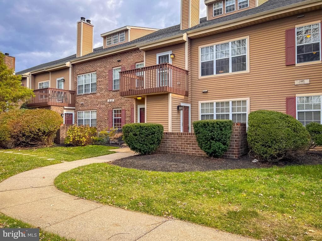 654a Woodford Lane photo 1