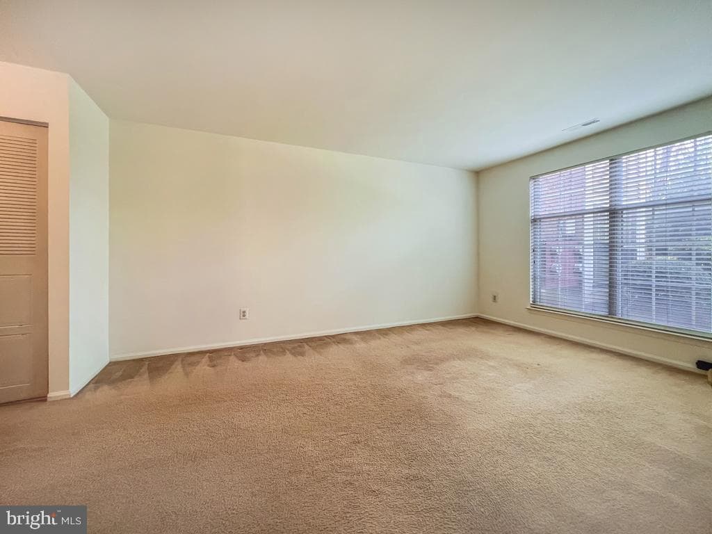 654a Woodford Lane photo 15