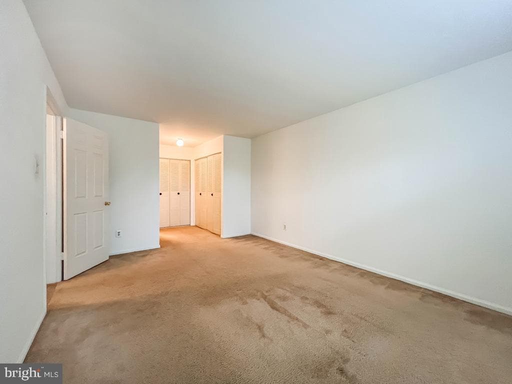 654a Woodford Lane photo 16