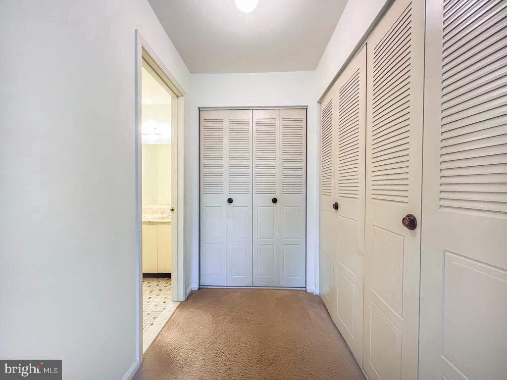 654a Woodford Lane photo 19