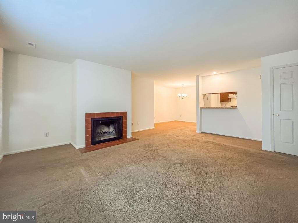 654a Woodford Lane photo 5