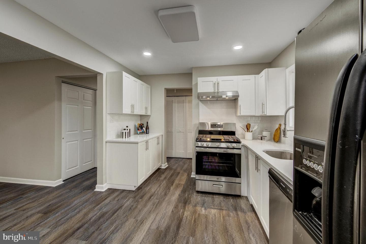 4255 Somerton Road photo 9
