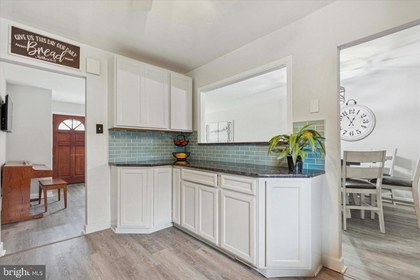 108 Devon Road photo 7