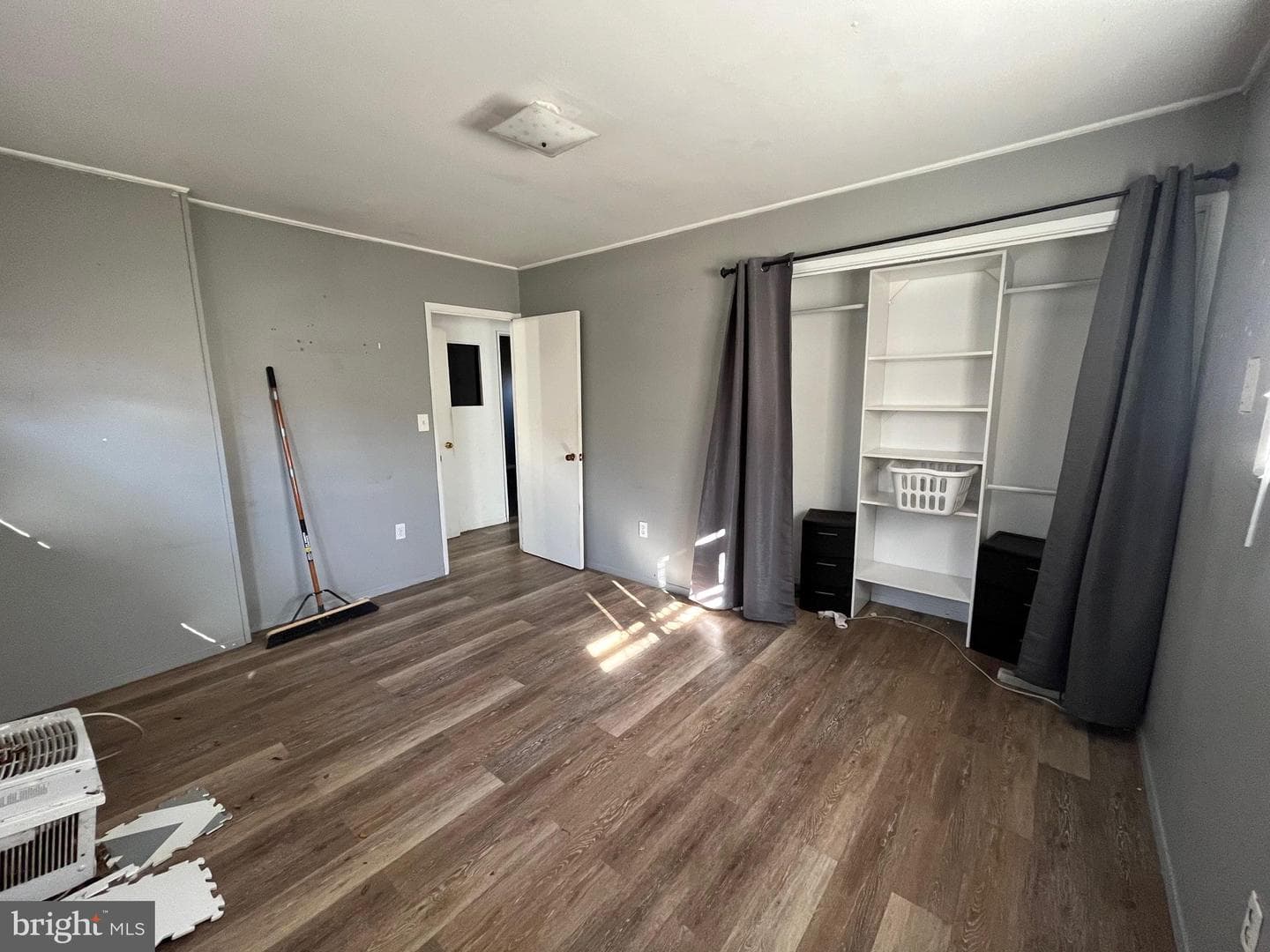 394 Lakeside Drive photo 15