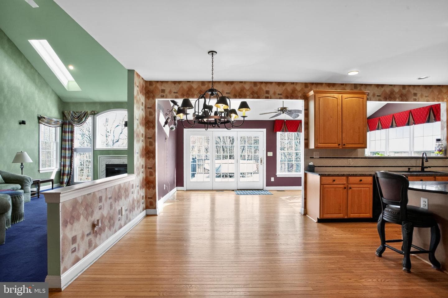 62 Woodside Lane photo 7