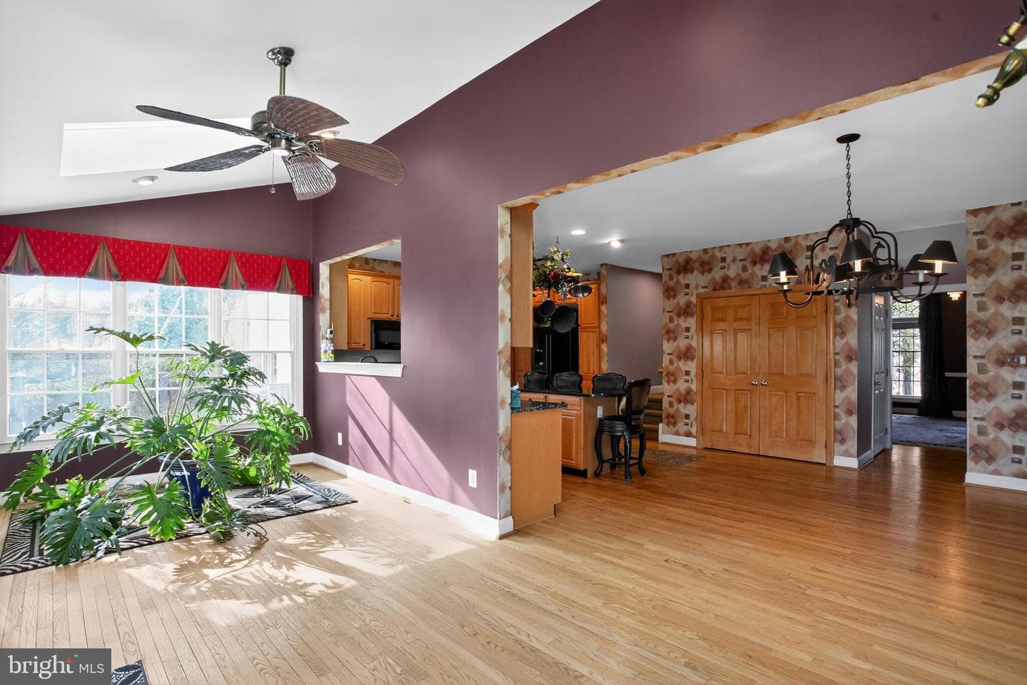62 Woodside Lane photo 8
