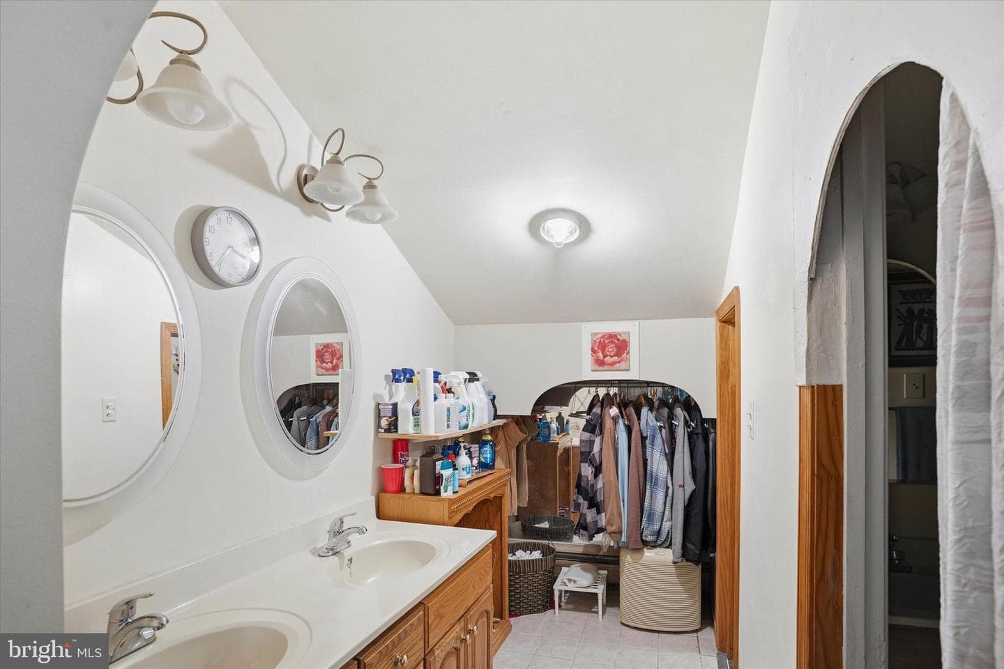 1156 Regina Avenue photo 23