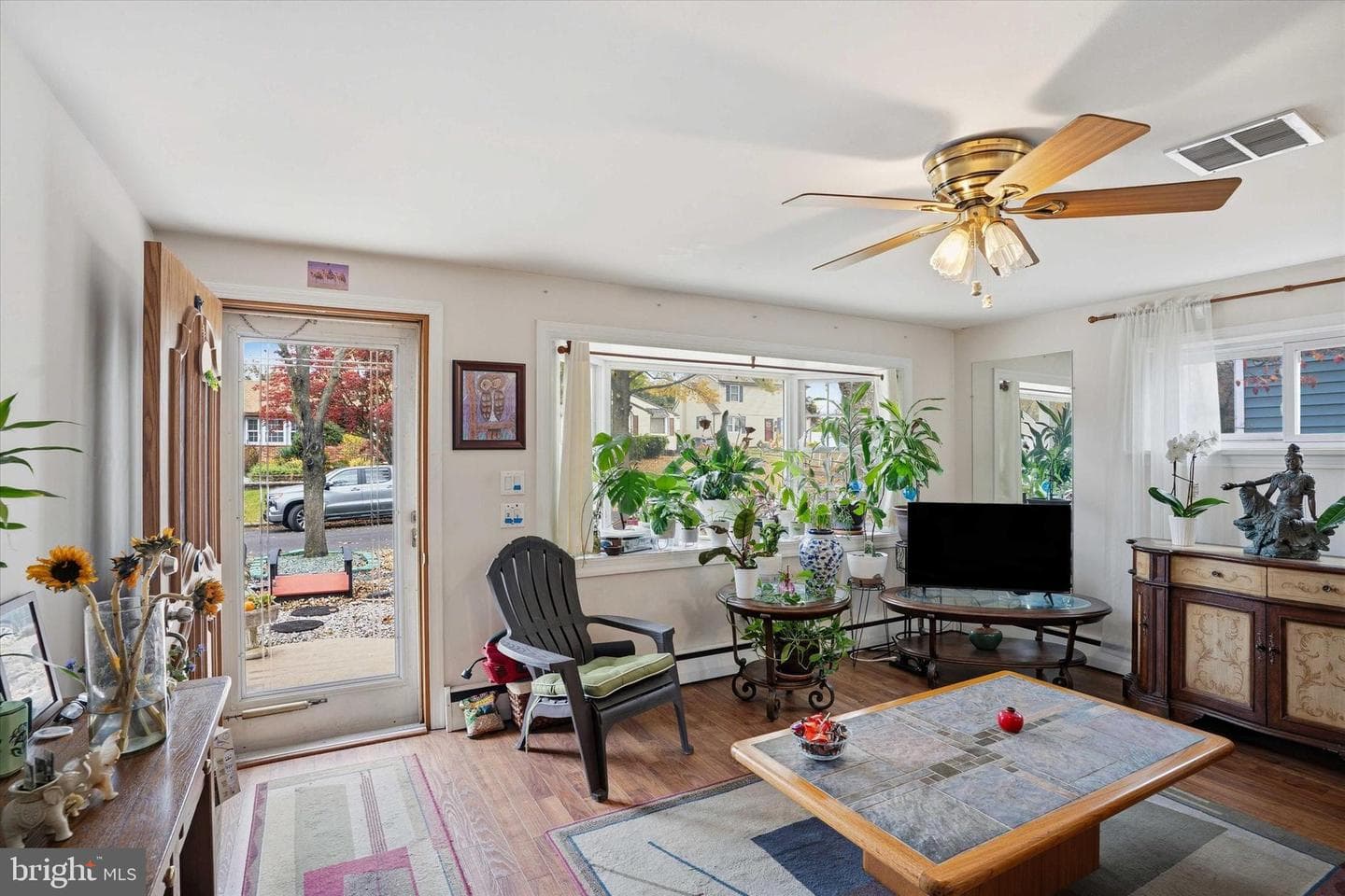 1156 Regina Avenue photo 3
