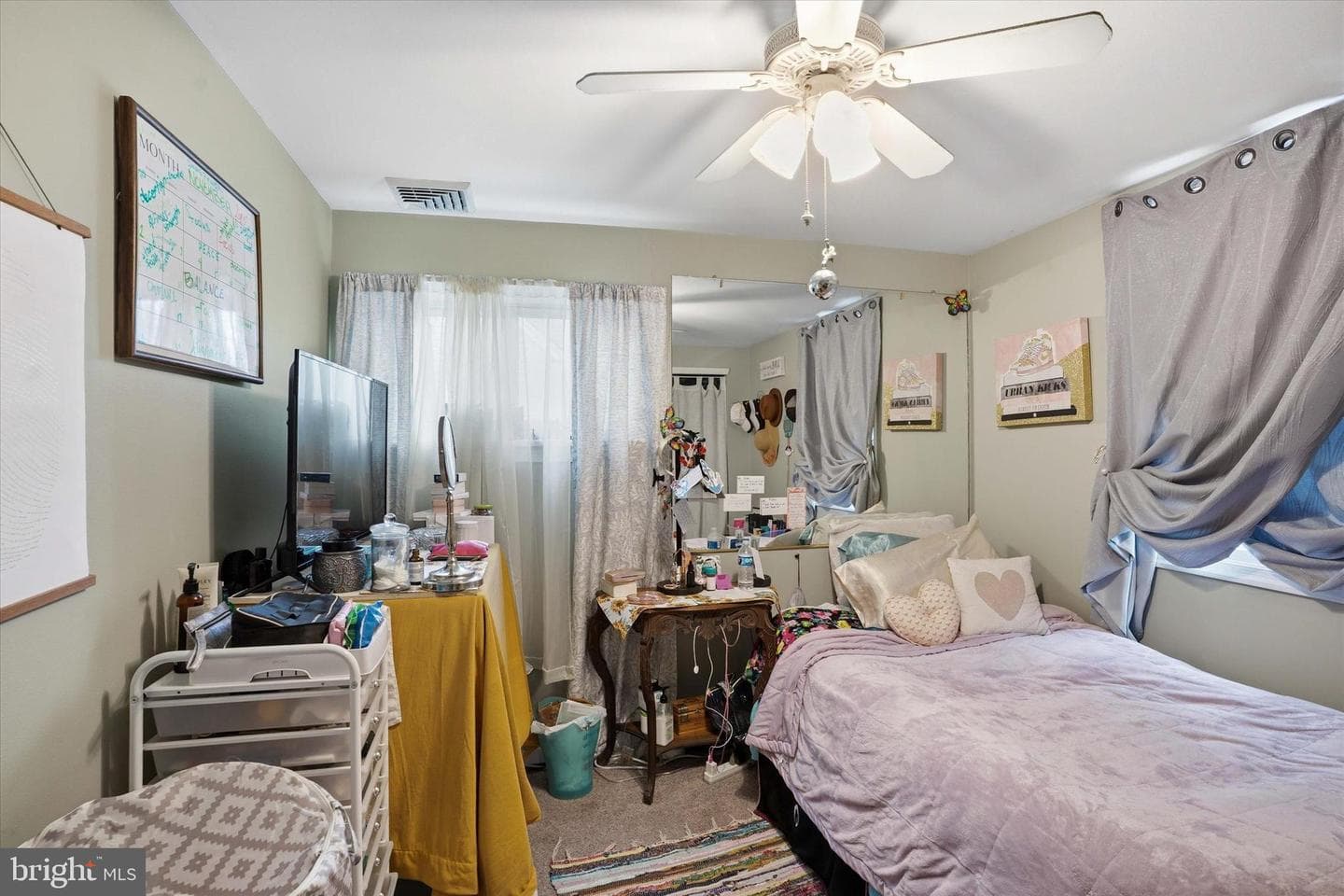 1156 Regina Avenue photo 5