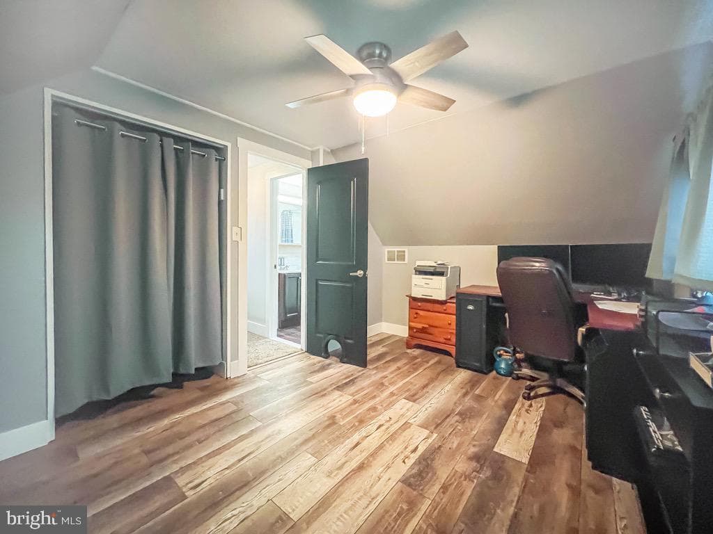 19 Cobalt Ridge Drive N photo 5