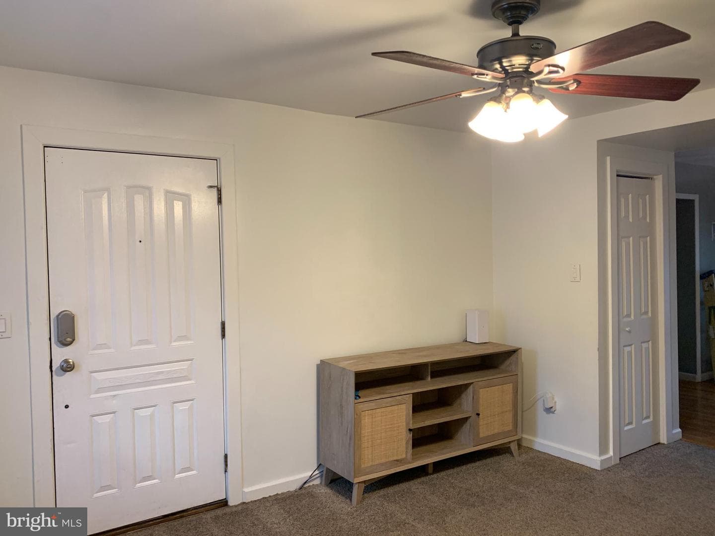 825 Tulip Avenue photo 3
