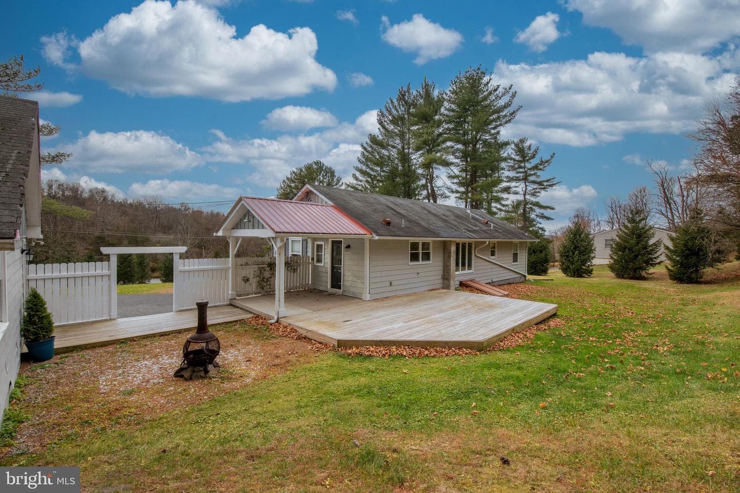8979 Easton Road photo 31