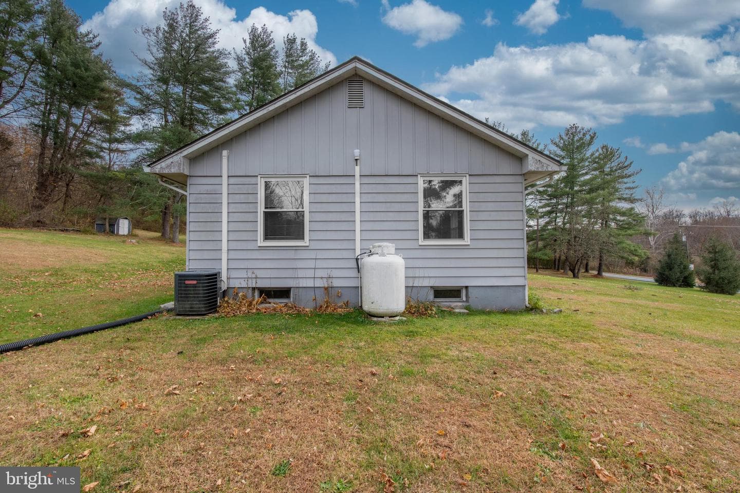 8979 Easton Road photo 34