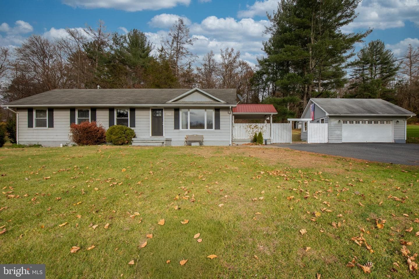 8979 Easton Road photo 5