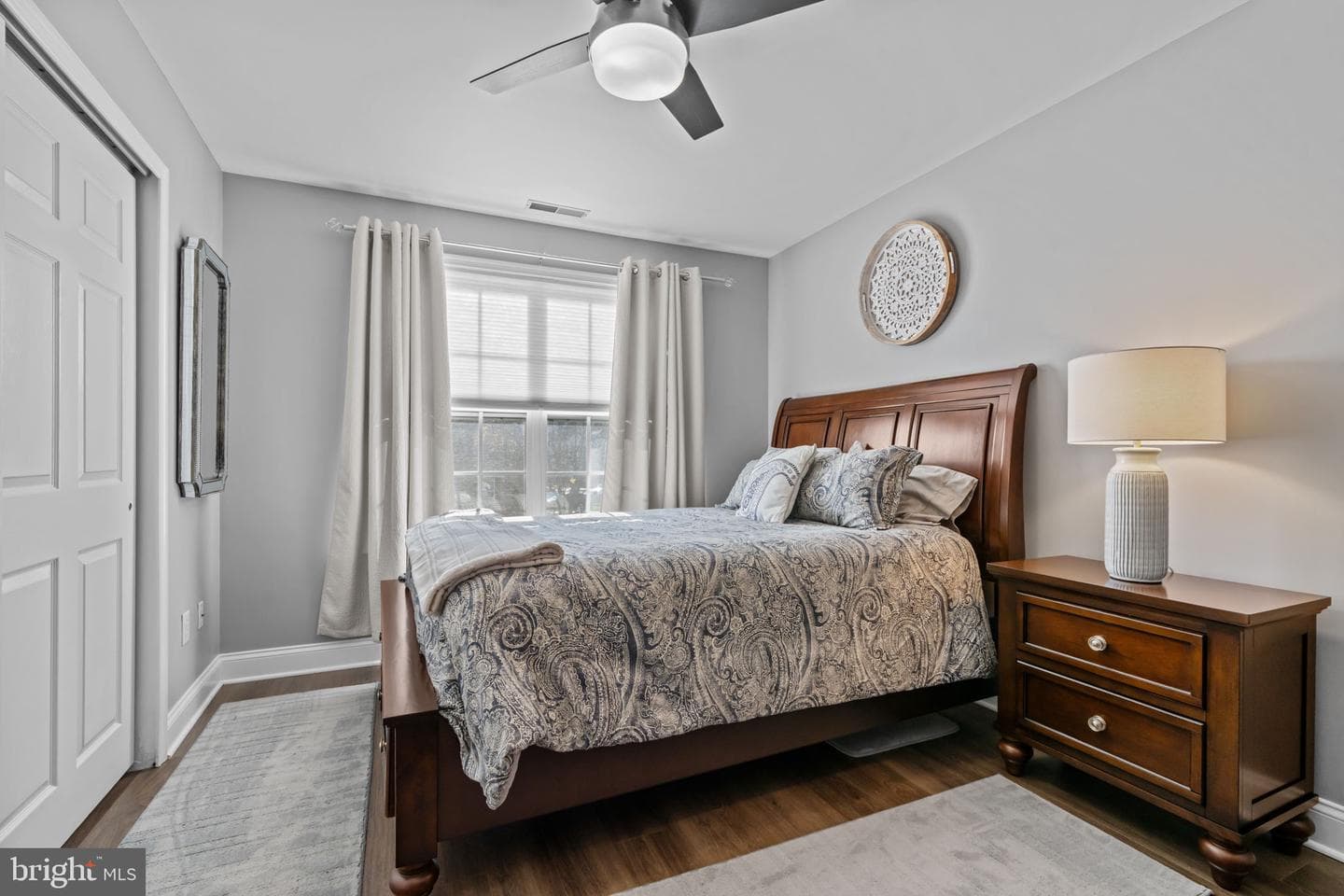 47 Wellington Road photo 20