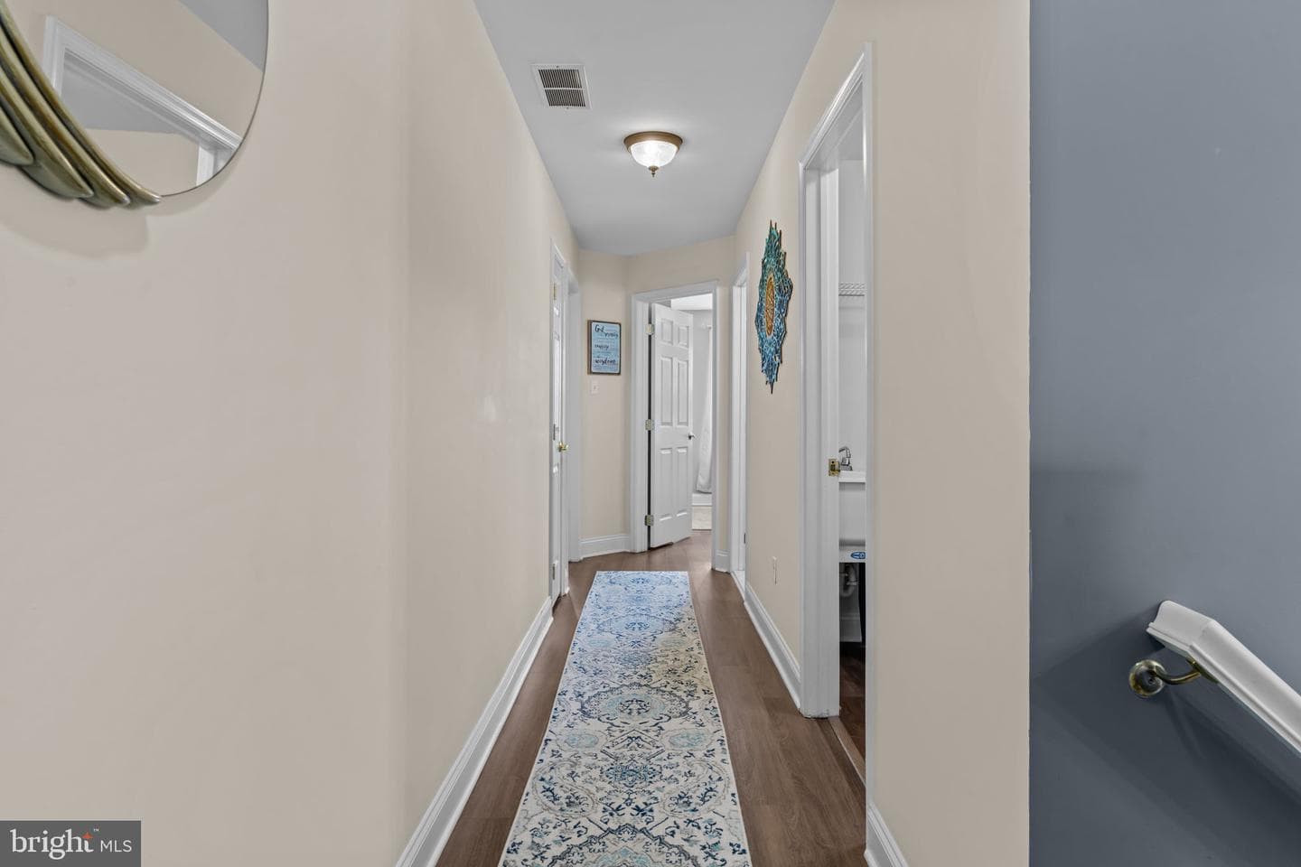 47 Wellington Road photo 21
