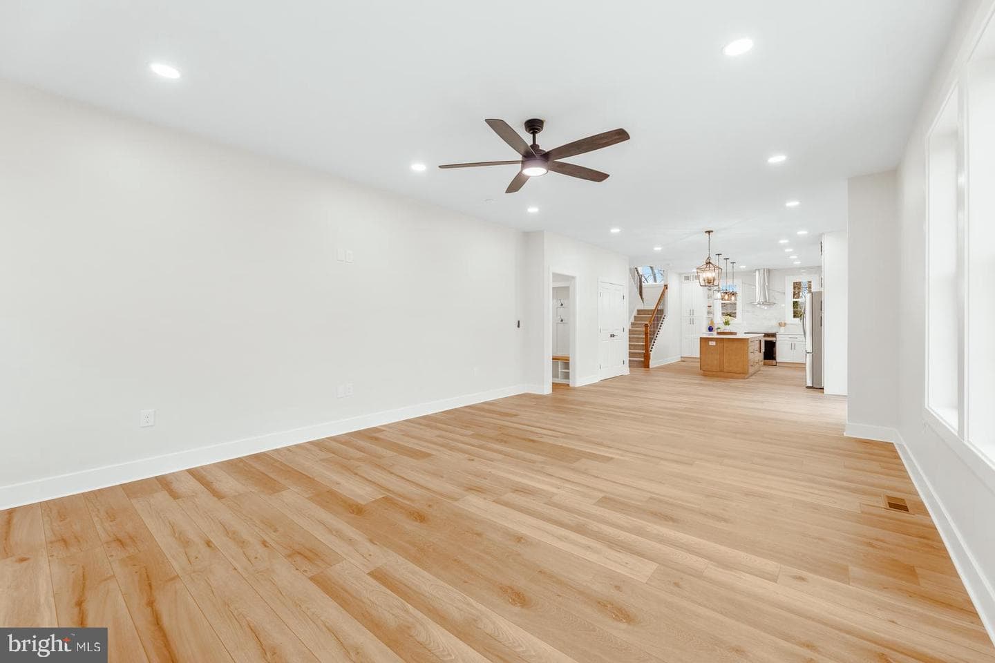 866 Hulmeville Road photo 14