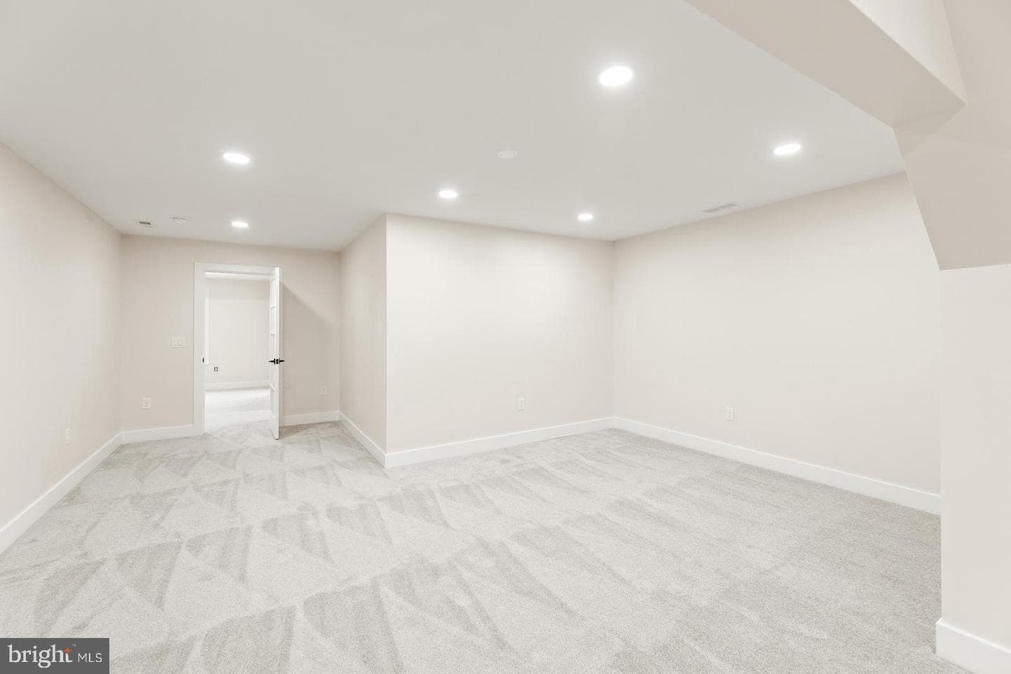 866 Hulmeville Road photo 31