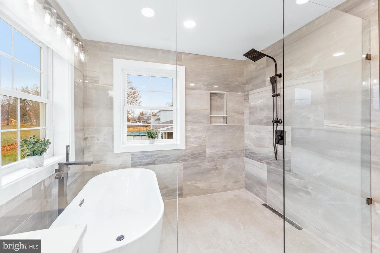 866 Hulmeville Road photo 36