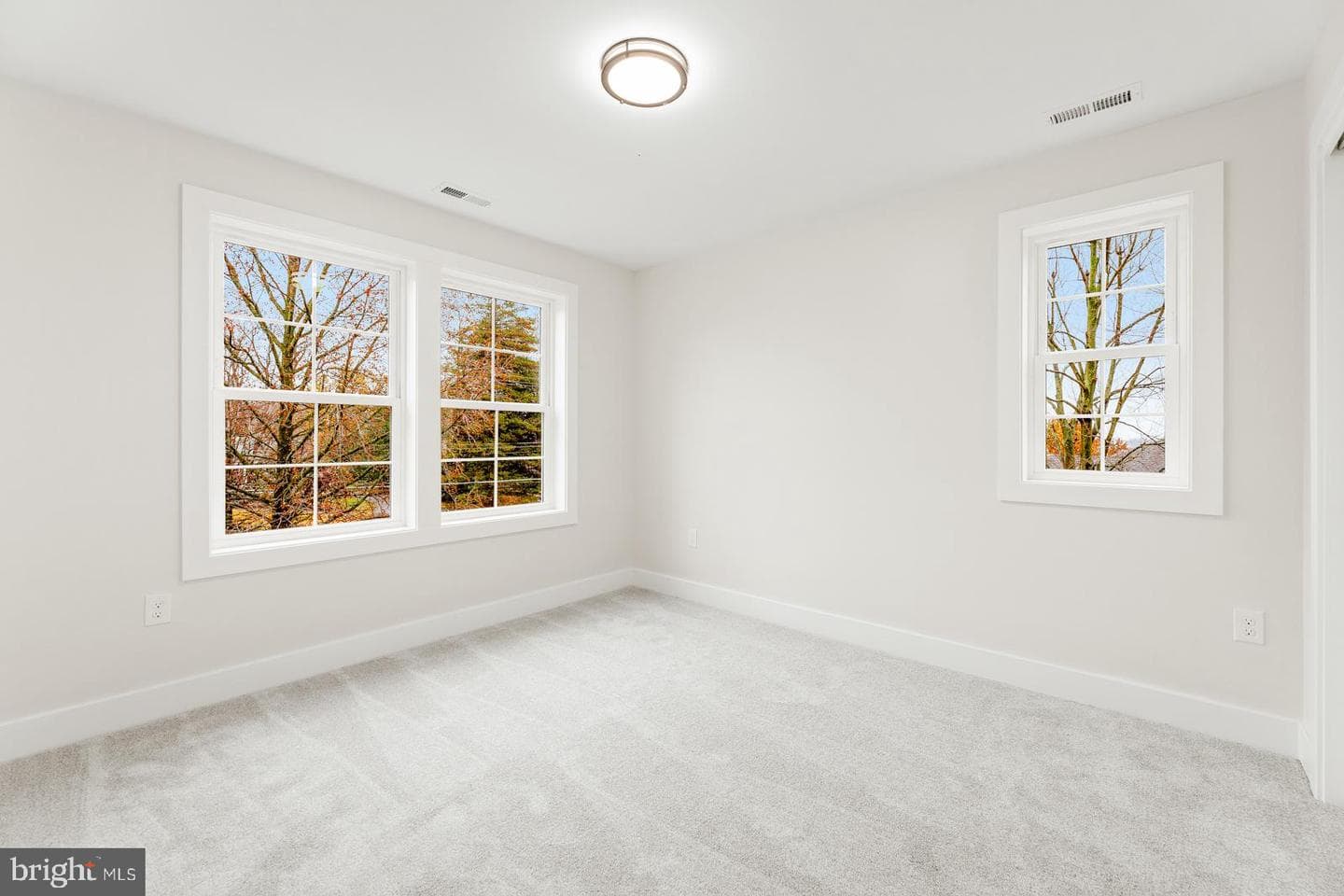 866 Hulmeville Road photo 39