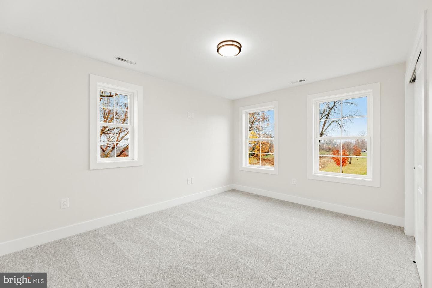 866 Hulmeville Road photo 41