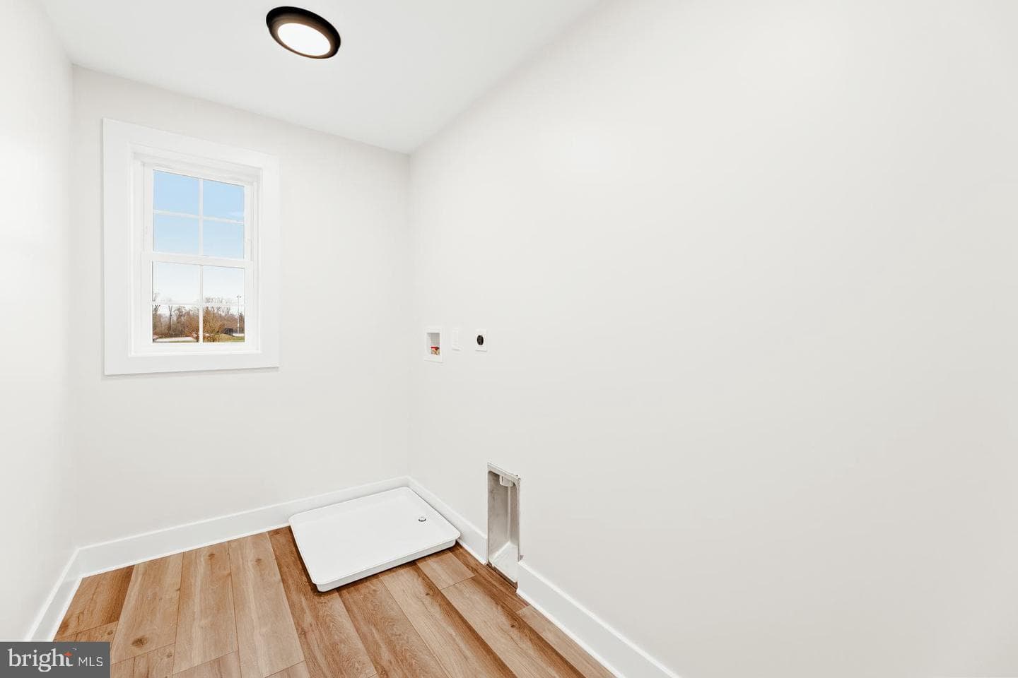 866 Hulmeville Road photo 43