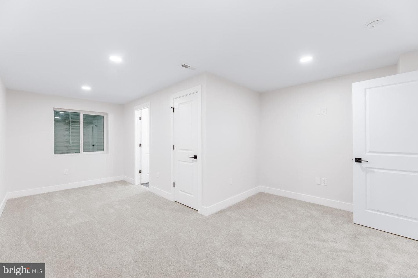 866 Hulmeville Road photo 51