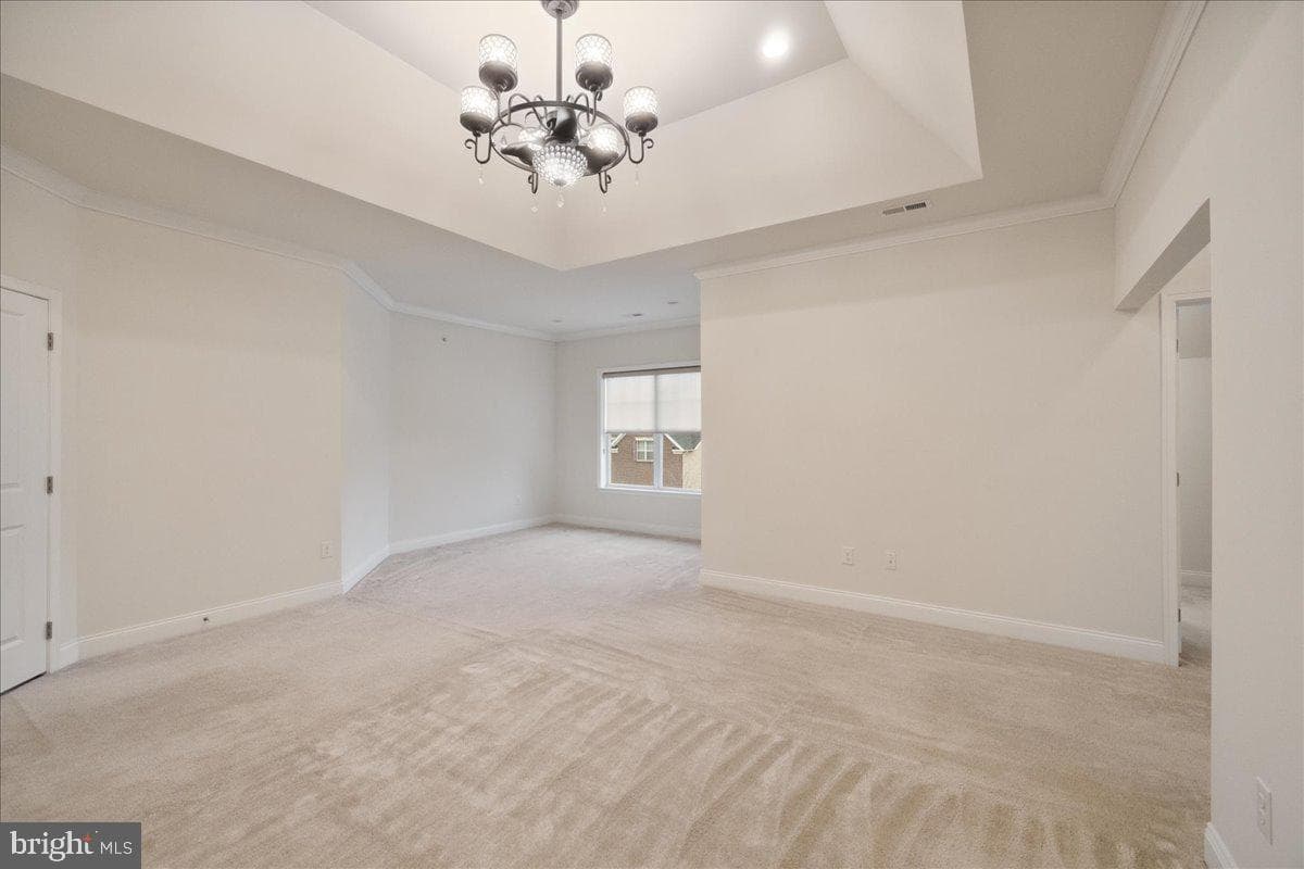 1376 Memorial Drive photo 22