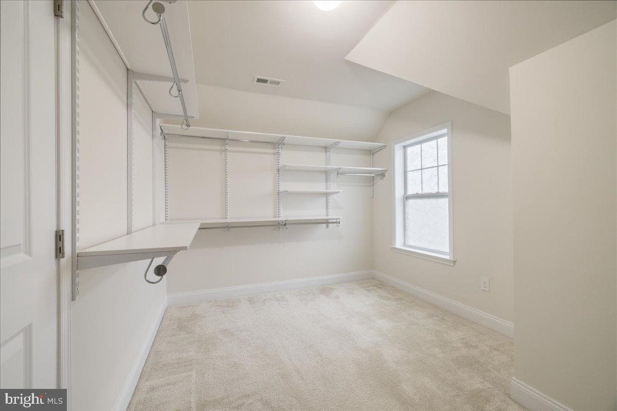 1376 Memorial Drive photo 26