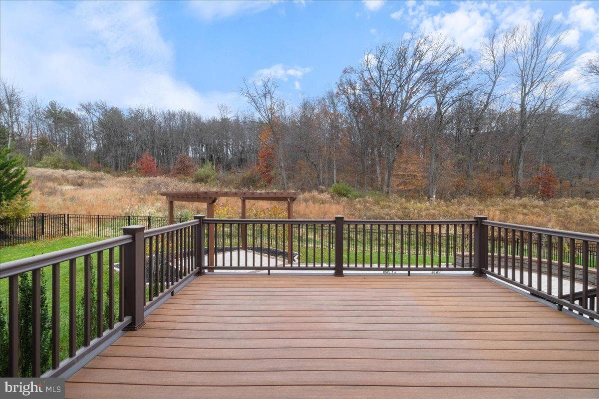 1376 Memorial Drive photo 48