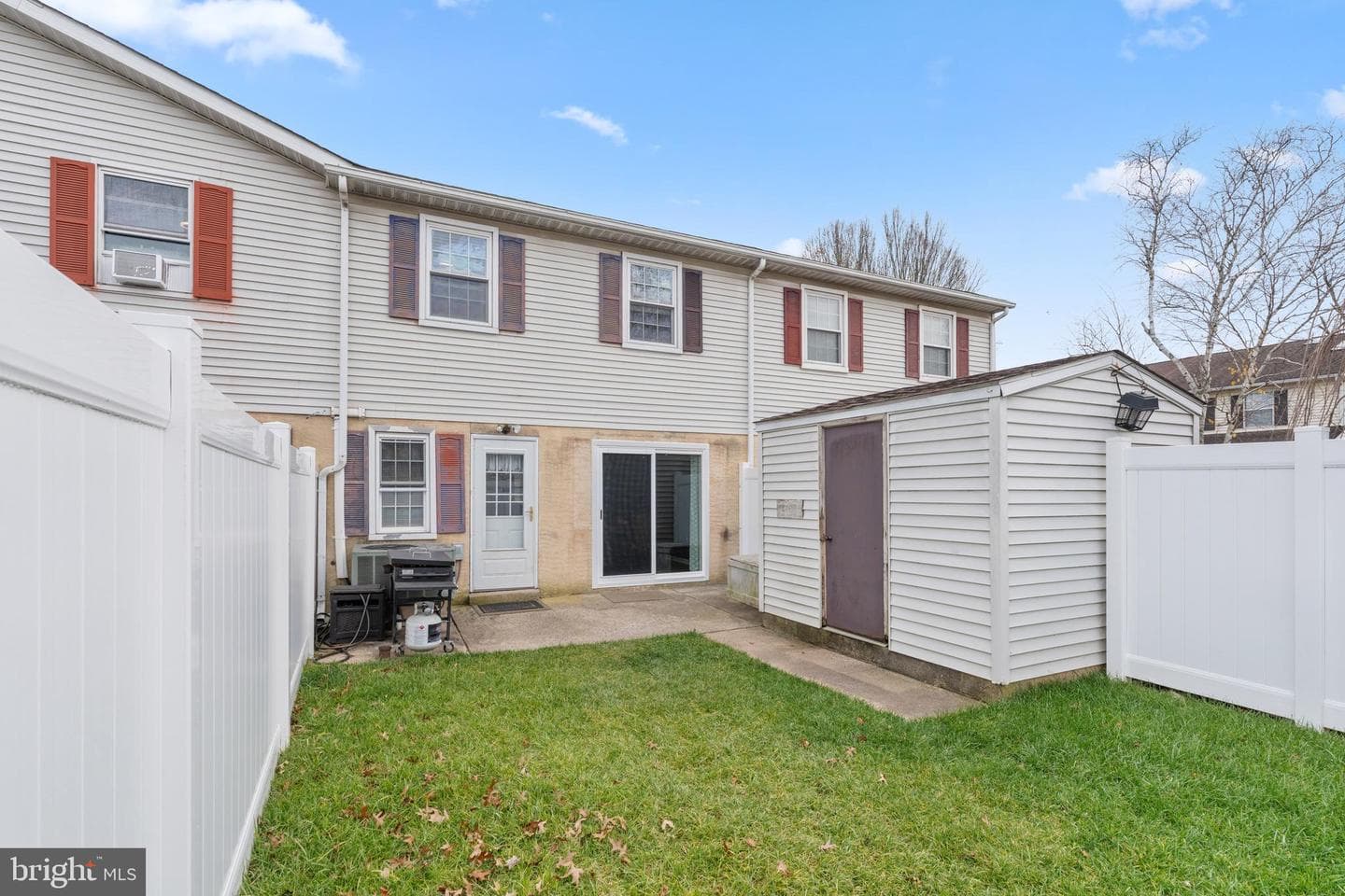 92 Laurel Court photo 23