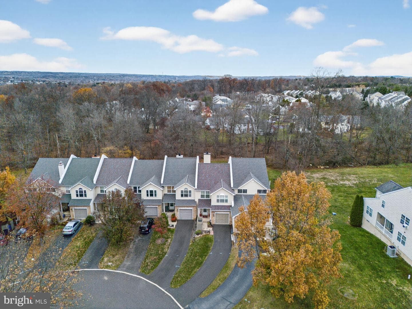 154 Galway Circle photo 3