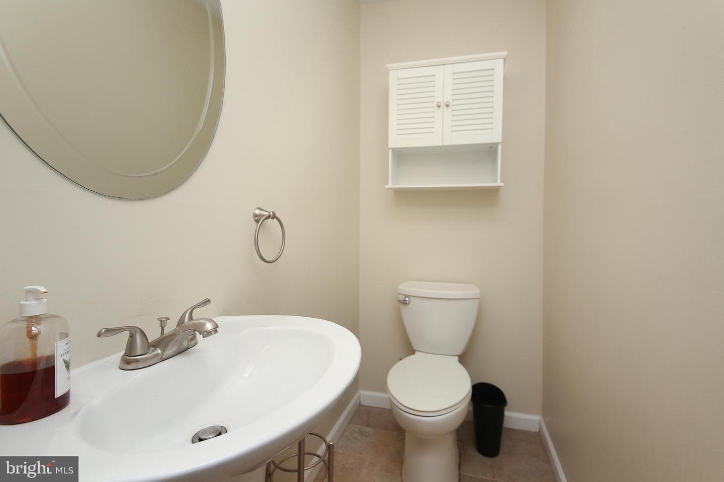 1004 Weybridge Court photo 7