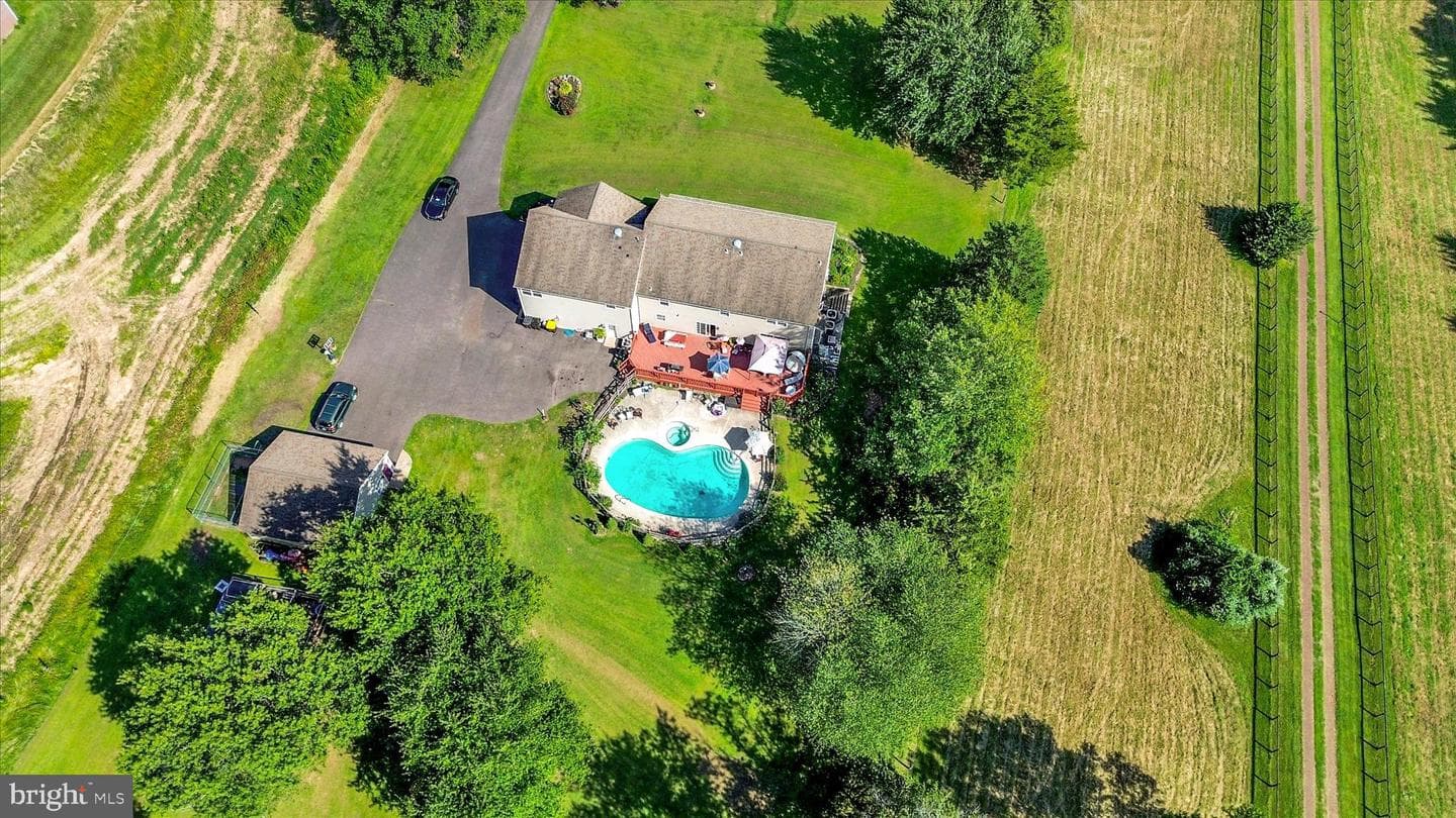 1010 Sweetbriar Road, Perkasie