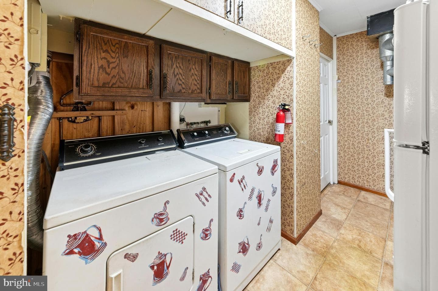 908 Circle Drive photo 24