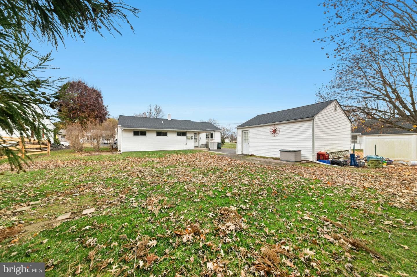 908 Circle Drive photo 29