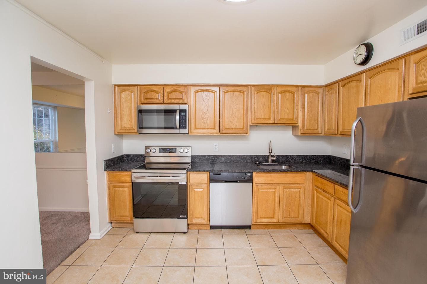 1811 Hennessy Drive photo 16