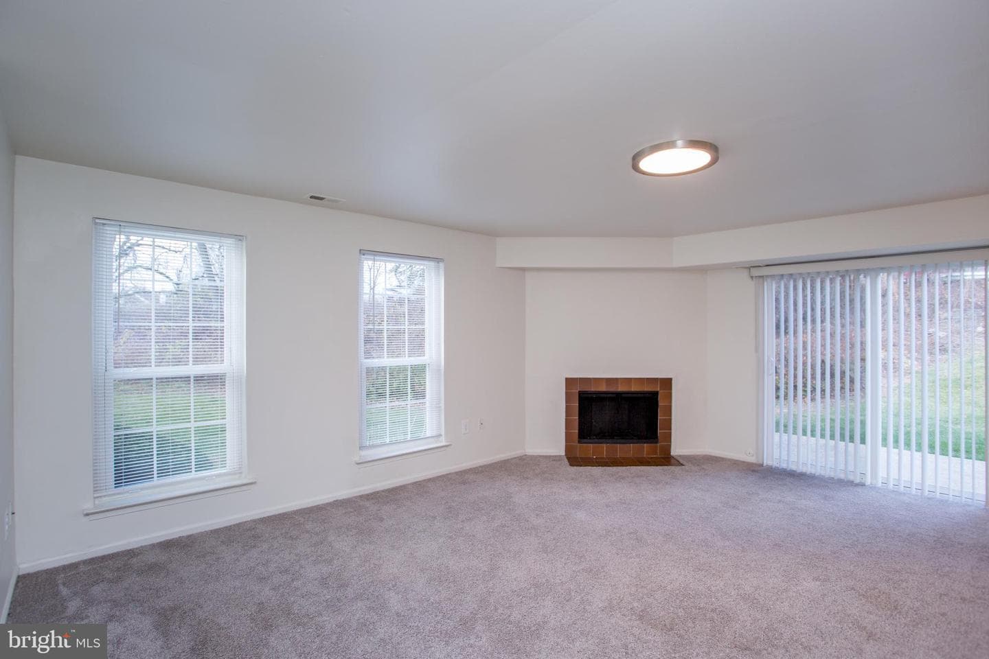 1811 Hennessy Drive photo 26