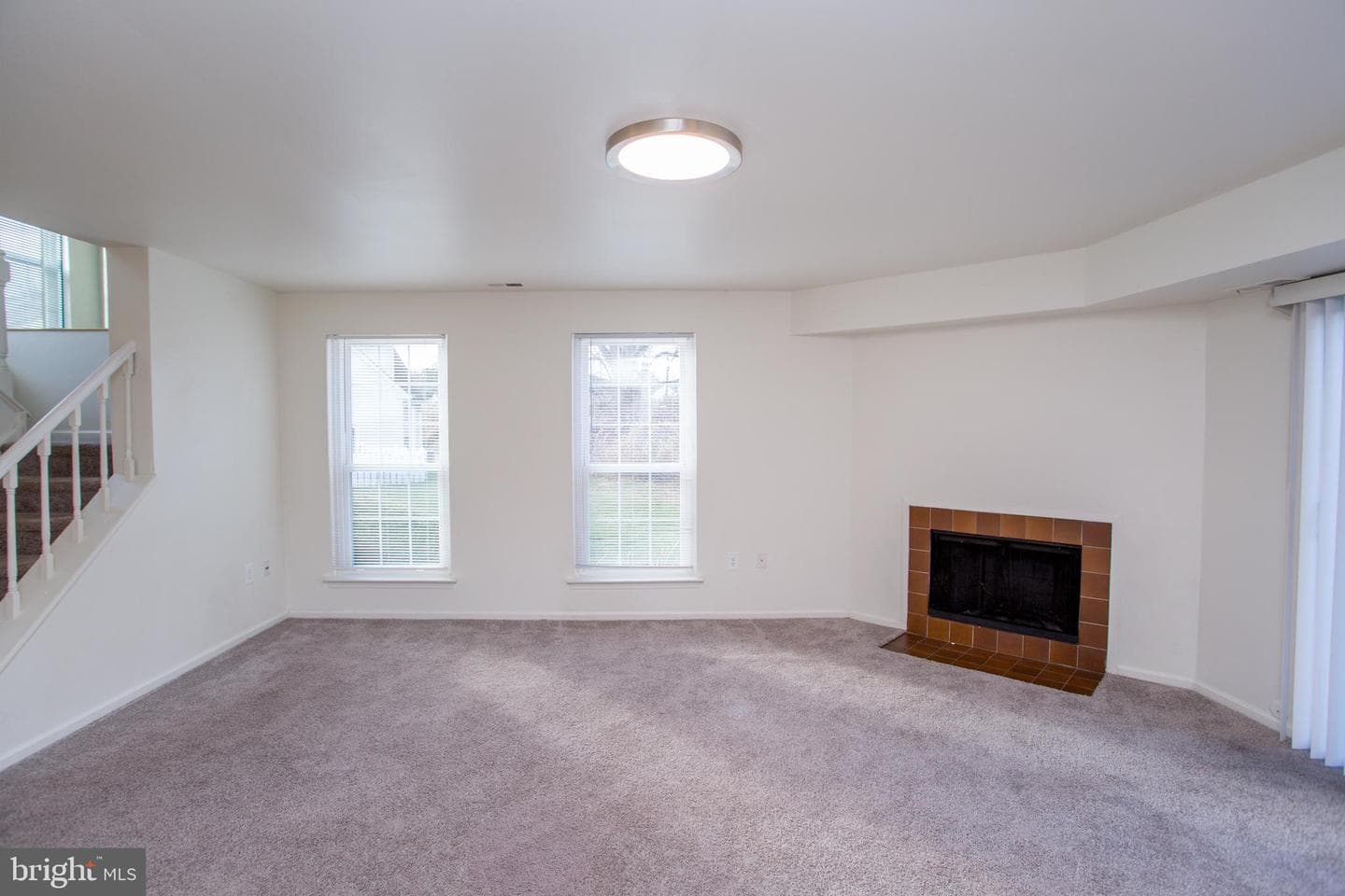 1811 Hennessy Drive photo 32