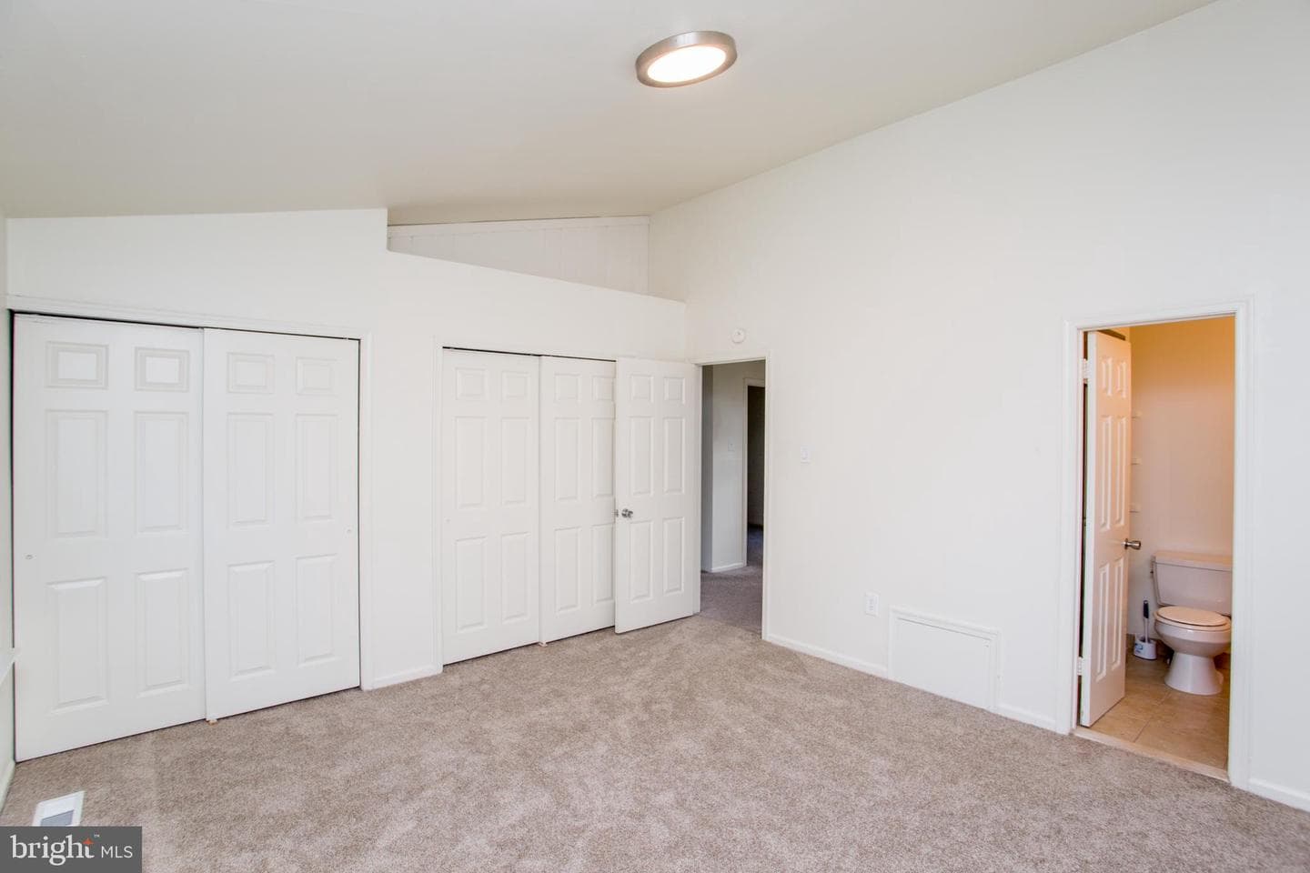 1811 Hennessy Drive photo 41