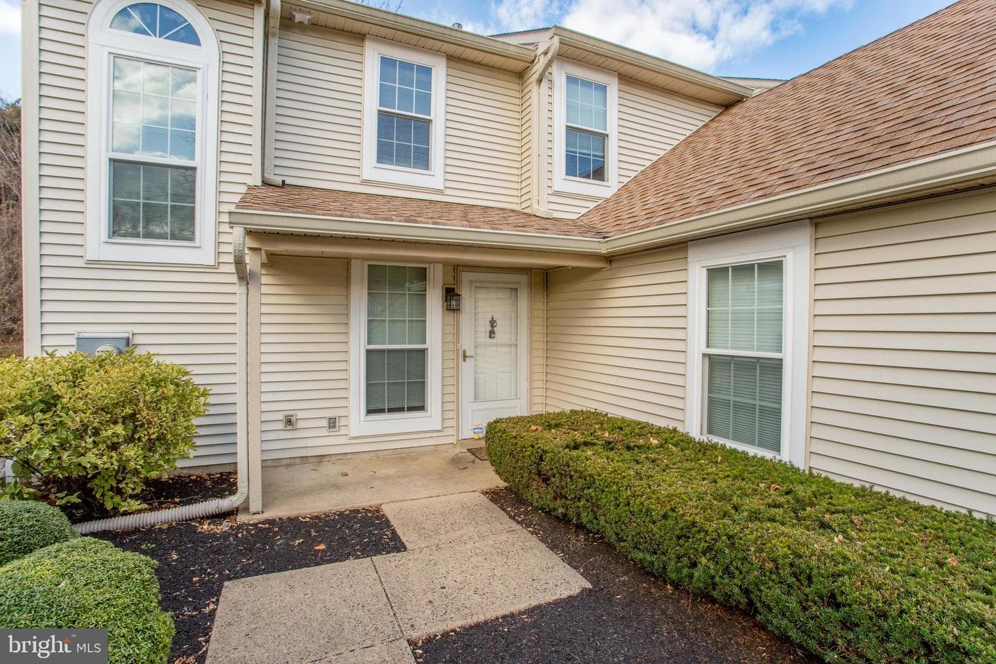 1811 Hennessy Drive photo 8