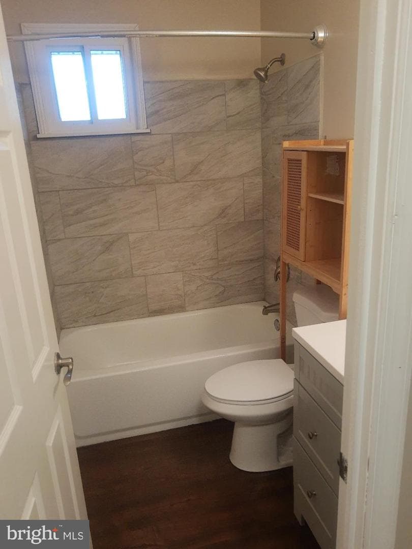 5 Essex Court photo 81