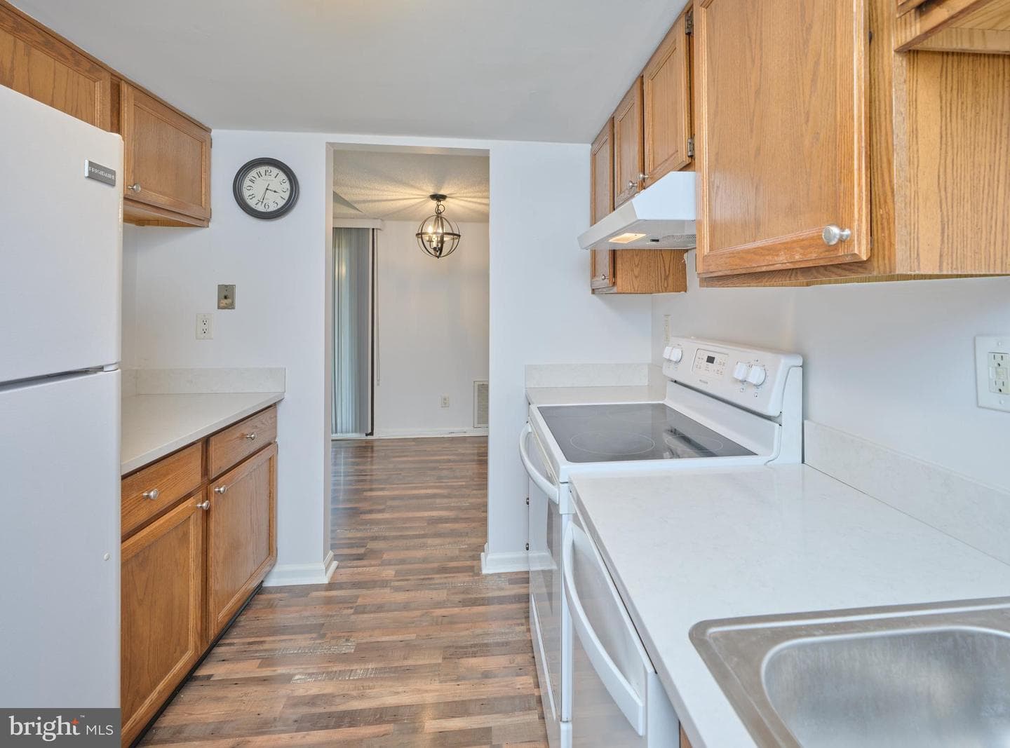 22 Hermitage Drive photo 12
