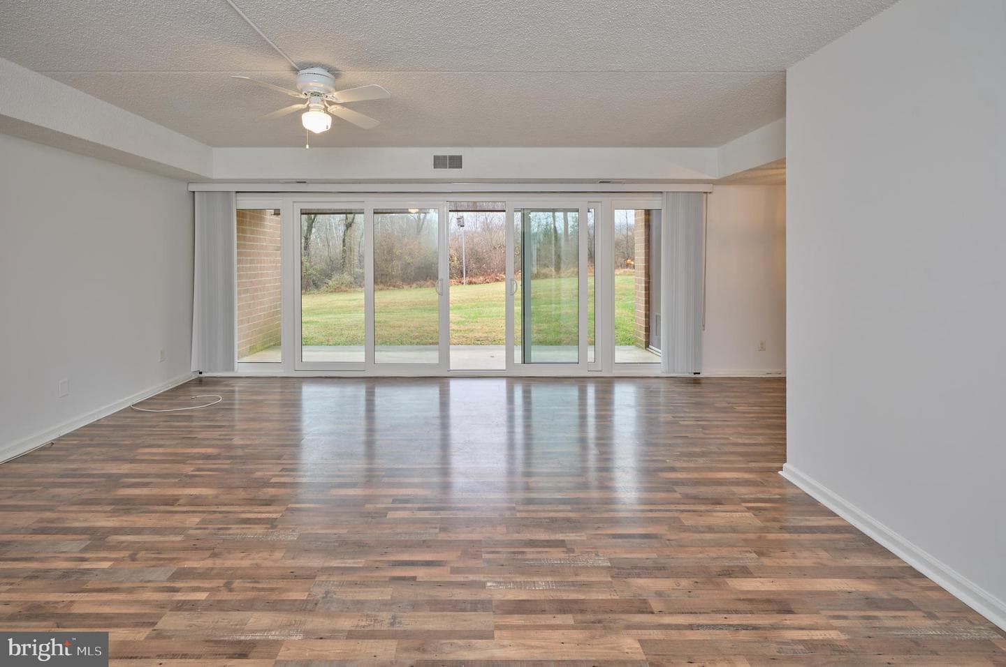 22 Hermitage Drive photo 4