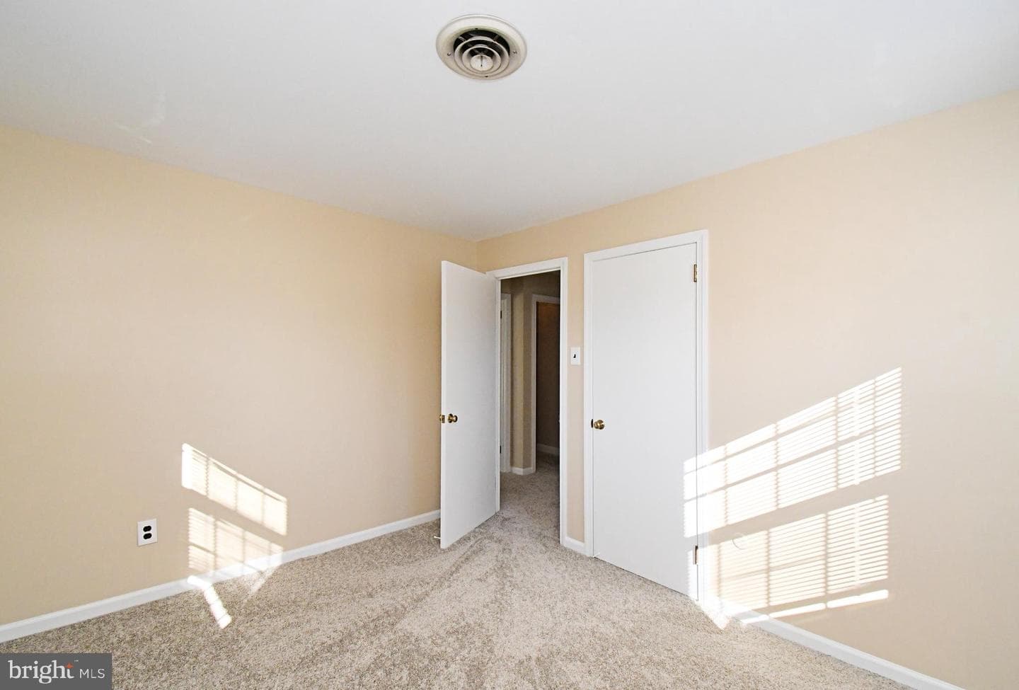 1650 Janney Terrace photo 35