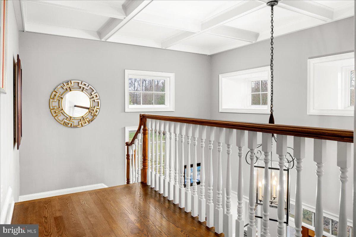6145 Greenhill Road photo 39