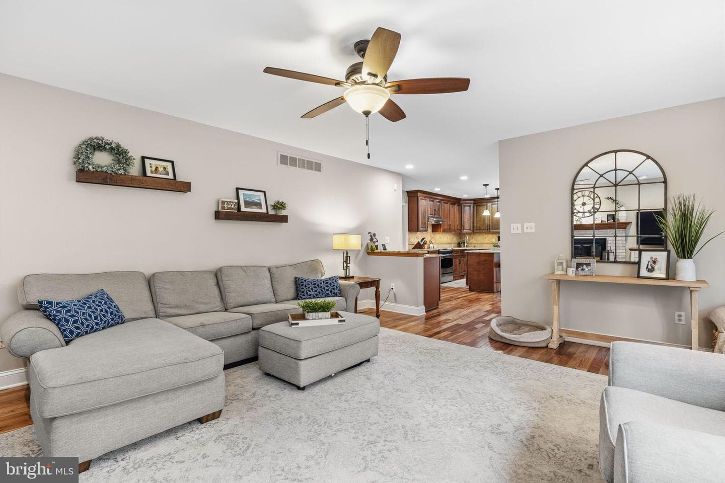 150 Hartford Lane photo 11