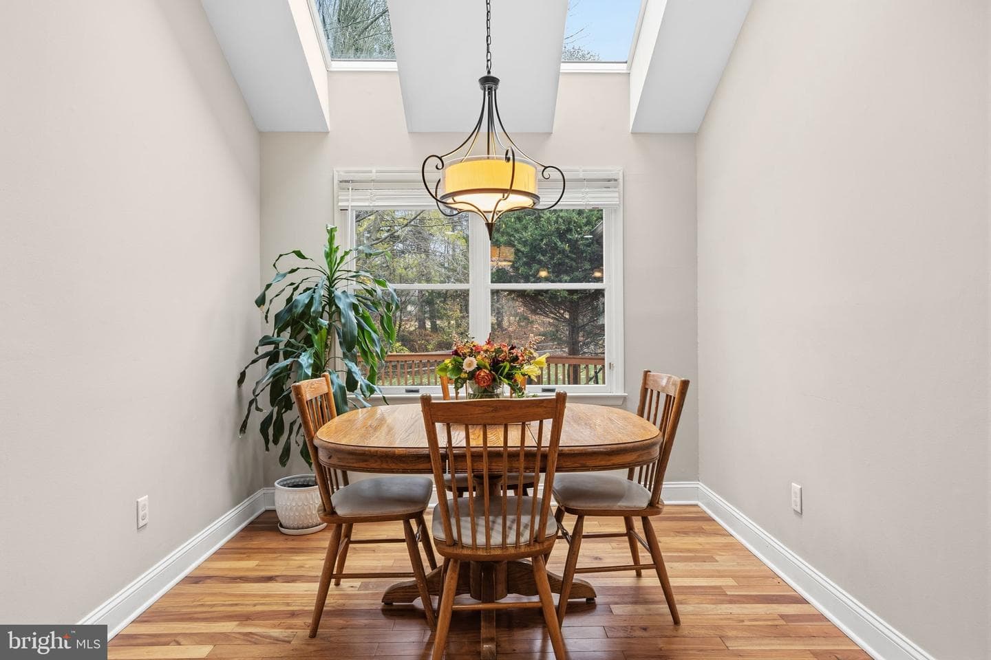 150 Hartford Lane photo 18