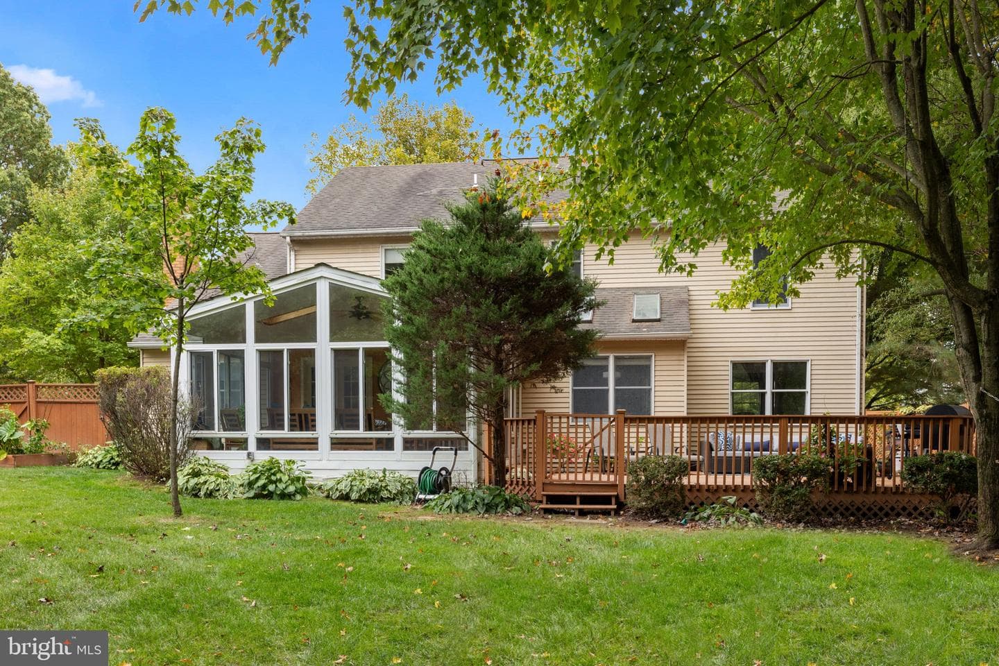 150 Hartford Lane photo 40