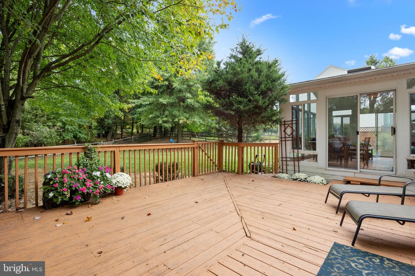 150 Hartford Lane photo 43